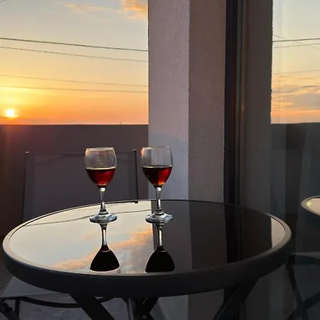 Sea House Nibiru *